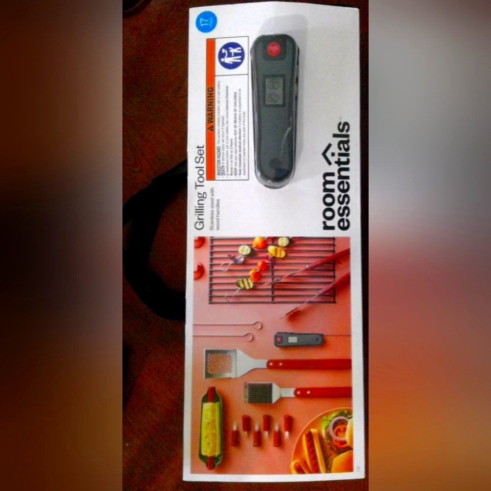 Grilling Tool Set W Pop Out Digital Thermometer